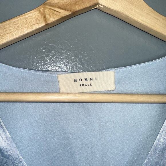 Momni Satin Floral Embroidered Mini Dress Baby Blue Pockets Size Small - Picture 2 of 6